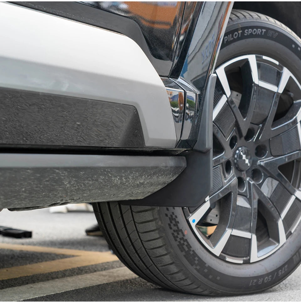 4 PCS Car Mud Flaps For Byd Leopard 8 2025 Accessories Auto Flap Splas Splash Guard Front Rear Fender Car Accessories Mudguards