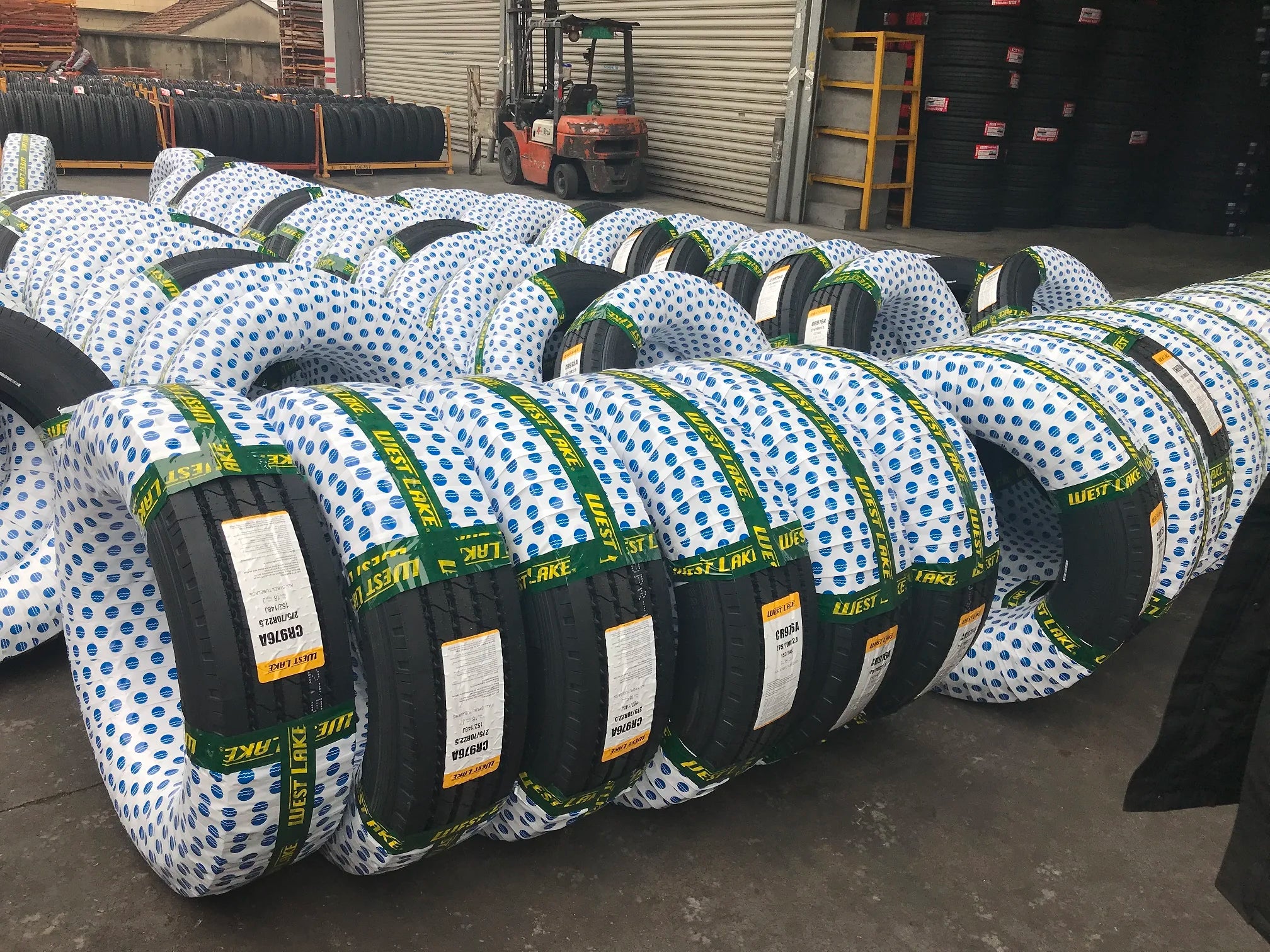 Chinese 2024 New Passenger Car Tires Truck Tire 7.50-16 750/16 750r16 7.50R16 Commercial Wheels 1000/20 Tube Type Tyres