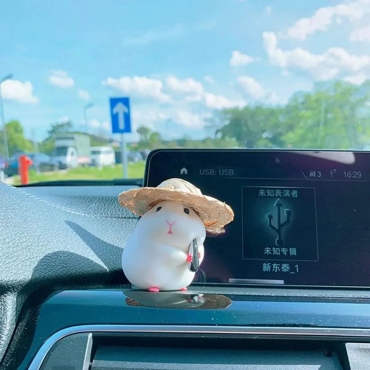 Car Decoration Hamster Car Accessories New Console Cute Doll Car Interior Pendant Decoration Cool Decoration Accesories